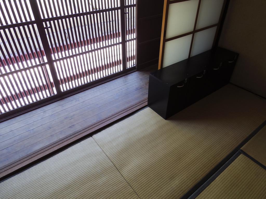 Kominka Guesthouse Hagi Akatsukiya Værelse billede